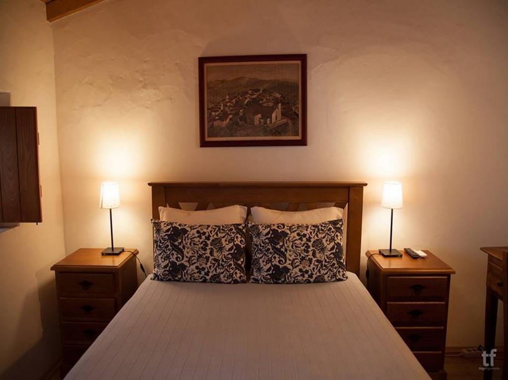 Estalagem De Marvao Bed & Breakfast Room photo